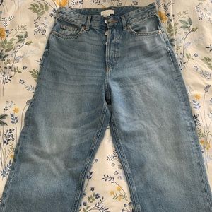 Straight Leg Mom Jeans